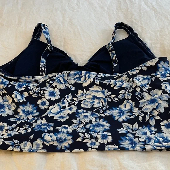 Lands' End Blue Floral Tankini Top - Picture 3 of 6